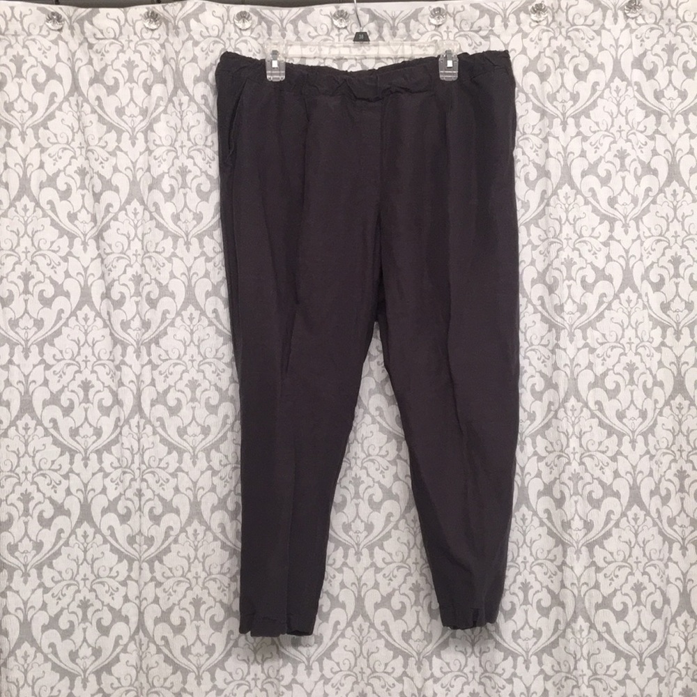 Loft capris
